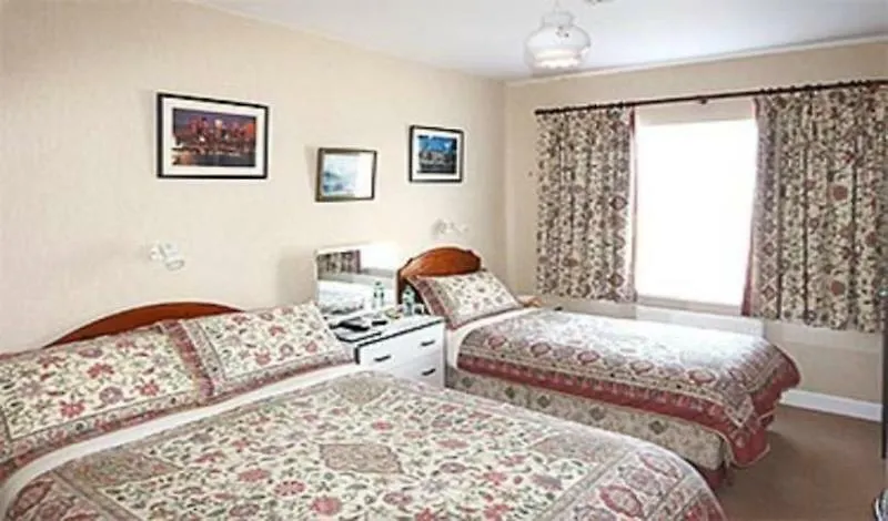 Four Seasons B&B Dublin 3*,  Ireland